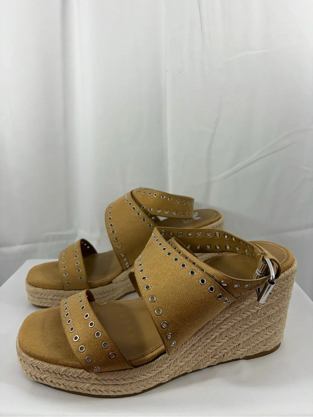 NWT Rebecca Minkoff Women’s Size 8 Tan Wedge Espadrille Sandals